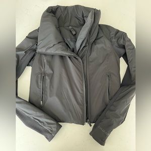 Lululemon Sleek City Cropped Jacket